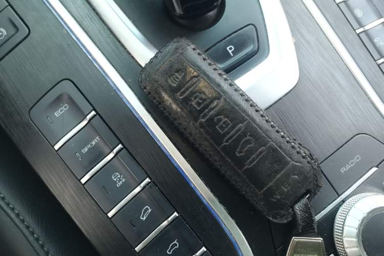 Used Wey VV7 2020 2.0T Flagship Edition Vehicle Key