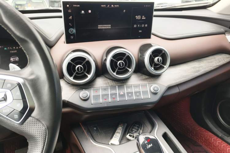 Used Wey VV7 2020 2.0T Flagship Edition Audio And AC Panel