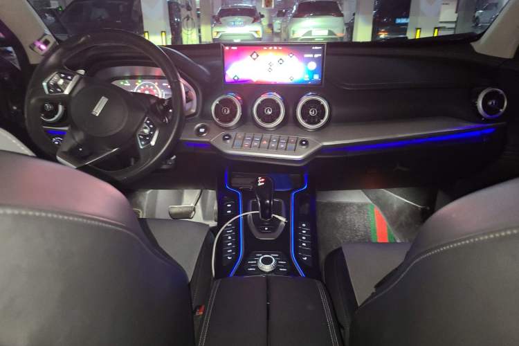 Used Wey VV7 2020 2.0T Flagship Edition Center Console
