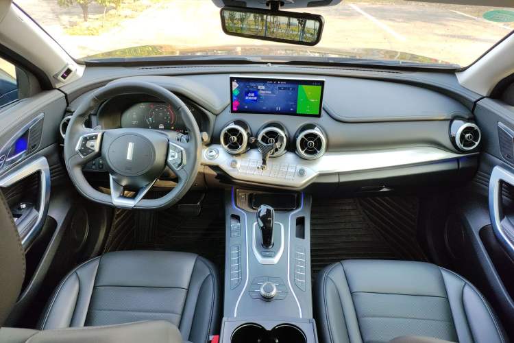 Used Wey VV7 2020 2.0T Flagship Edition Center Console