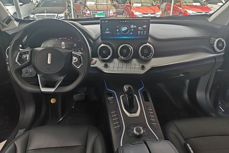 Used Wey VV7 2020 2.0T Flagship Edition Center Console