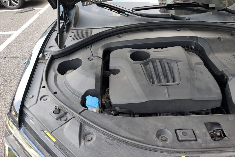 Used Wey VV7 2020 2.0T Flagship Edition Engine Bay Right