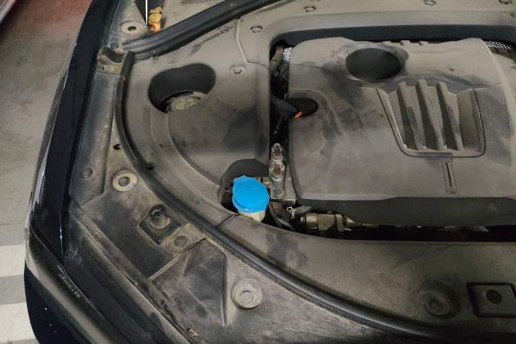 Used Wey VV7 2020 2.0T Flagship Edition Engine Bay Right