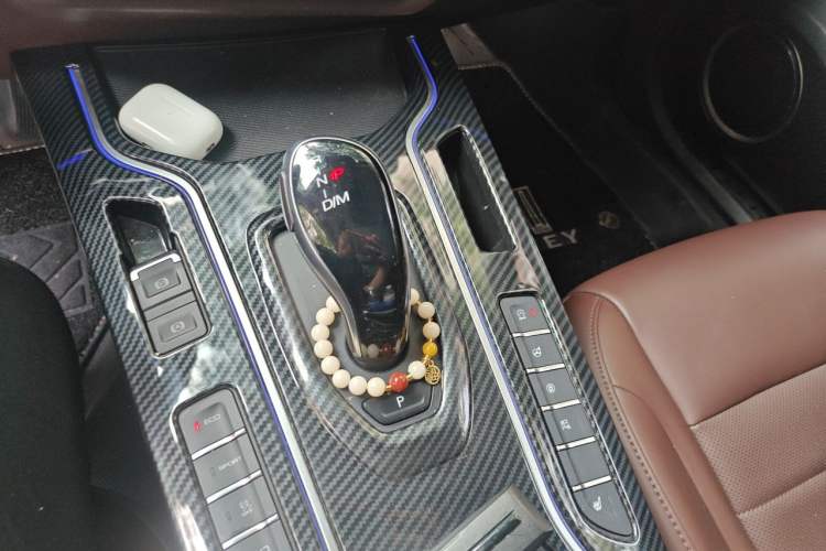 Used Wey VV7 2020 2.0T Ultra-Luxury Version Gear Lever