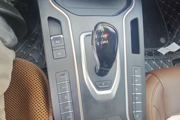 Used Wey VV7 2020 2.0T Flagship Edition Gear Lever