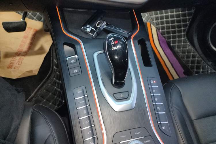 Used Wey VV7 2020 2.0T Ultra-Luxury Version Gear Lever