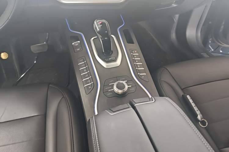 Used Wey VV7 2020 2.0T Flagship Edition Gear Lever