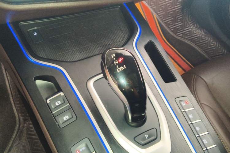 Used Wey VV7 2020 2.0T Flagship Edition Gear Lever