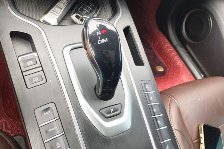 Used Wey VV7 2020 2.0T Flagship Edition Gear Lever