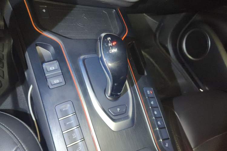 Used Wey VV7 2020 2.0T Flagship Edition Gear Lever