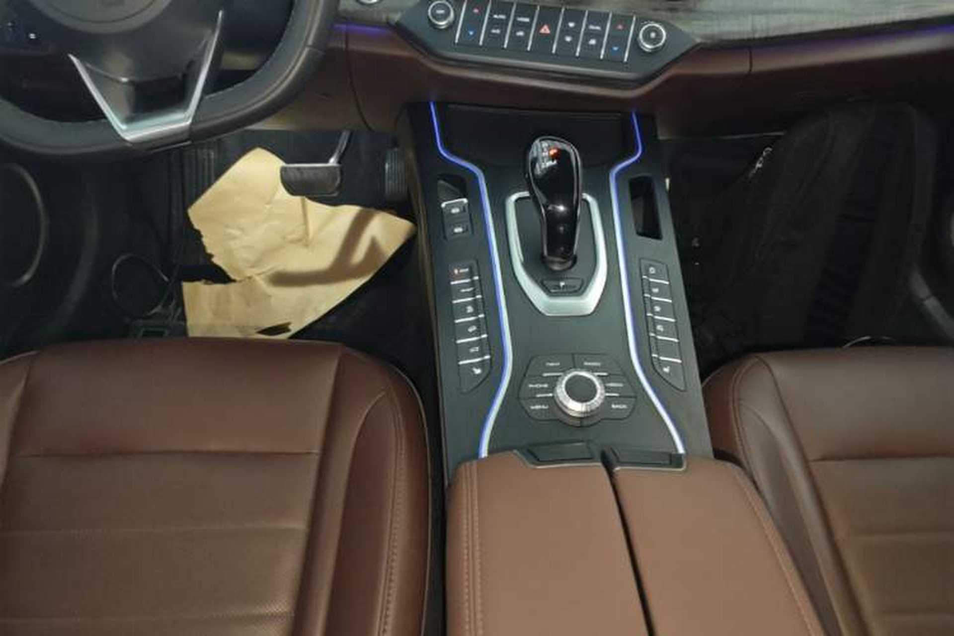 Used Wey VV7 2020 2.0T Ultra-Luxury Version Gear Lever