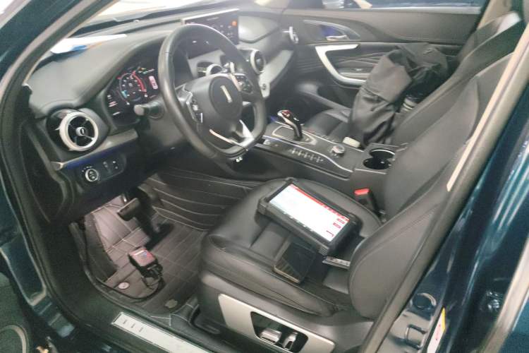 Used Wey VV7 2020 2.0T Ultra-Luxury Version Interior 3