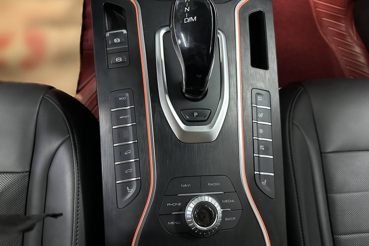 Used Wey VV7 2020 2.0T Flagship Edition Interior 9