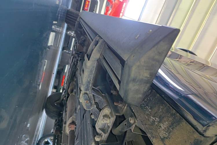 Used Wey VV7 2020 2.0T Ultra-Luxury Version Left Side Sill