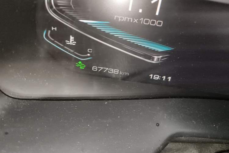 Used Wey VV7 2020 2.0T Flagship Edition Odometer Close Up