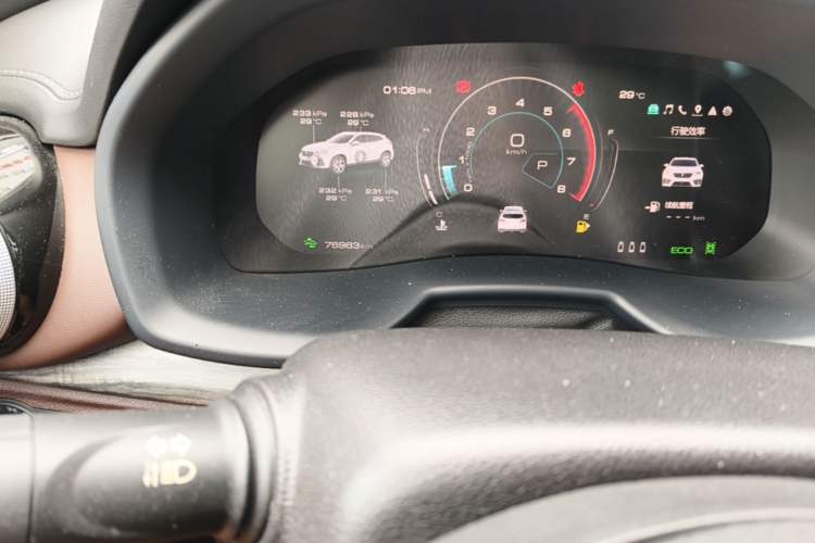 Used Wey VV7 2020 2.0T Flagship Edition Odometer Close Up