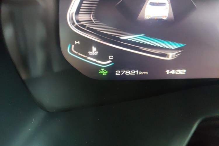 Used Wey VV7 2020 2.0T Flagship Edition Odometer Close Up
