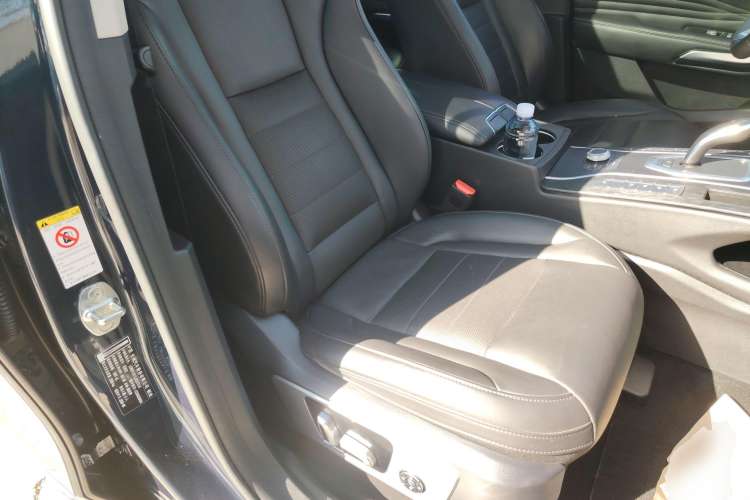 Used Wey VV7 2020 2.0T Flagship Edition Right Front Seat