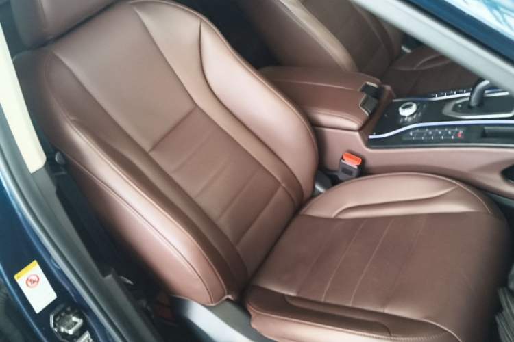 Used Wey VV7 2020 2.0T Flagship Edition Right Front Seat