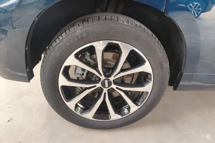 Used Wey VV7 2020 2.0T Ultra-Luxury Version Right Rear Wheel Hub