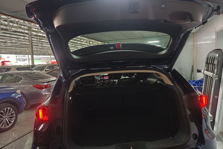 Used Wey VV7 2020 2.0T Ultra-Luxury Version Trunk
