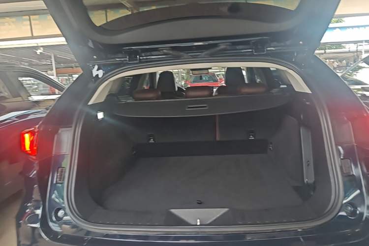 Used Wey VV7 2020 2.0T Flagship Edition Trunk