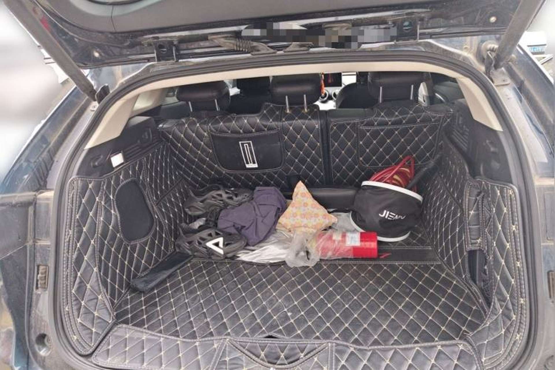 Used Wey VV7 2020 2.0T Flagship Edition Trunk