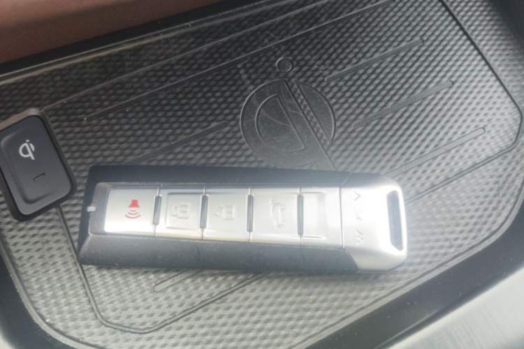 Used Wey VV7 2020 2.0T Flagship Edition Vehicle Key