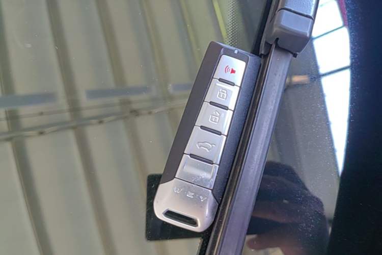 Used Wey VV7 2020 2.0T Ultra-Luxury Version Vehicle Key