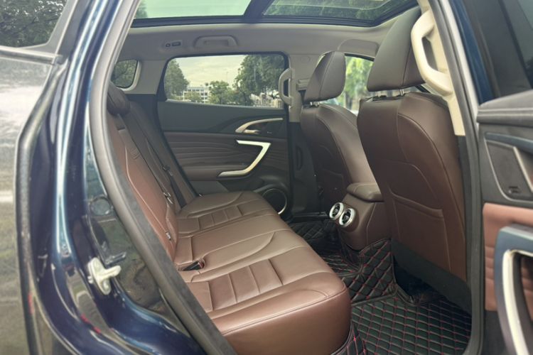 Used Wey VV7 2020 2.0T Flagship Edition Interior 10