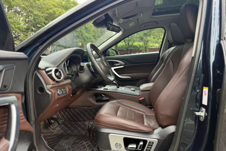 Used Wey VV7 2020 2.0T Flagship Edition Interior 14