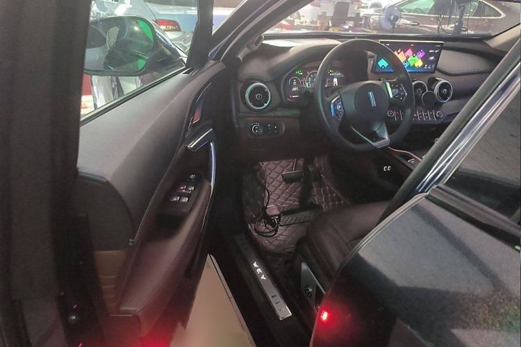 Used Wey VV7 2020 2.0T Flagship Edition Interior 5