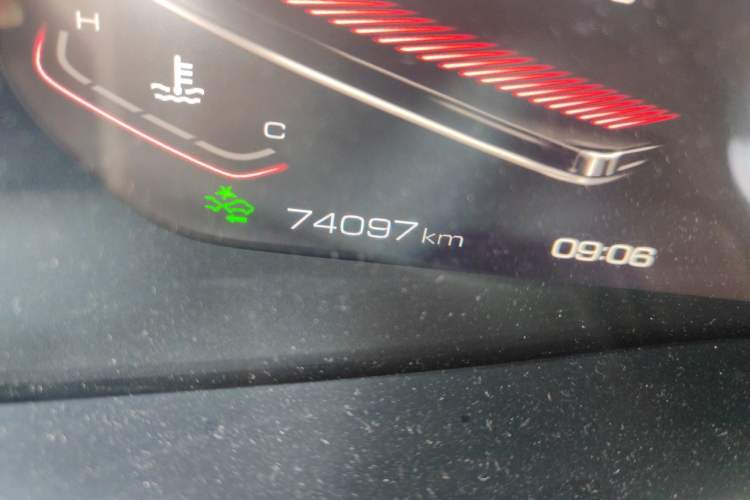 Used Wey VV7 2020 2.0T Flagship Edition Odometer Close Up