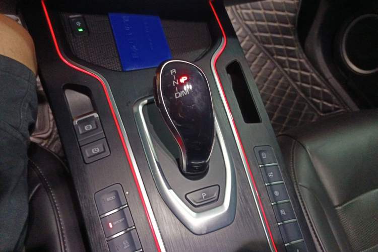 Used Wey VV7 2020 2.0T Flagship Edition Gear Lever