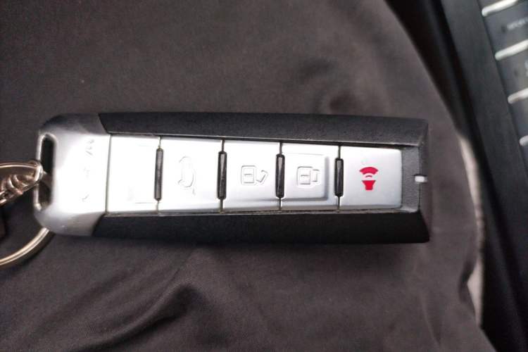 Used Wey VV7 2020 2.0T Flagship Edition Vehicle Key