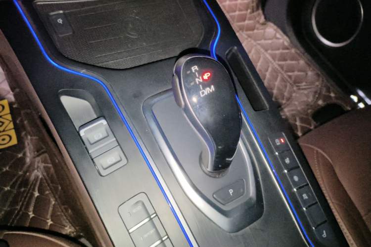 Used Wey VV7 2020 2.0T Flagship Edition Gear Lever
