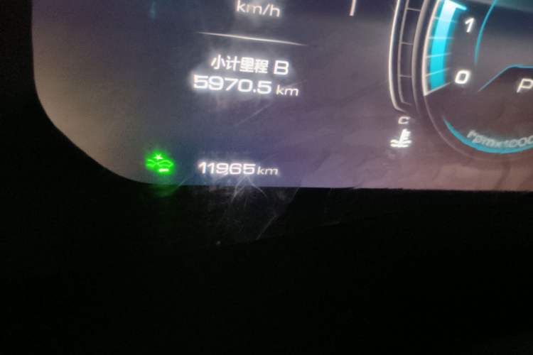 Used Wey VV7 2020 2.0T Flagship Edition Odometer Close Up