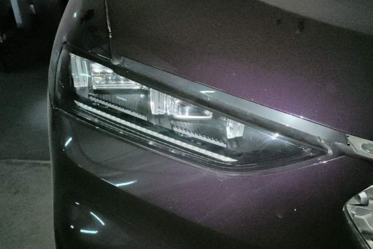 Used Wey VV7 2020 2.0T Flagship Edition Right Front Headlight