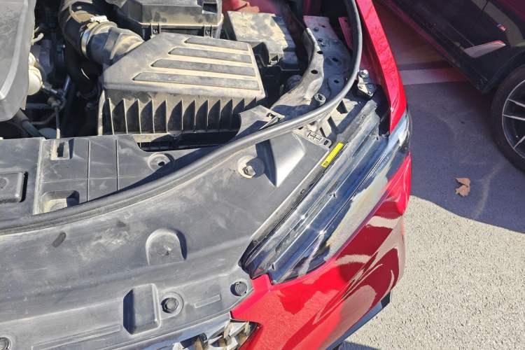 Used Wey VV7 2020 2.0T Flagship Edition Engine Bay Left