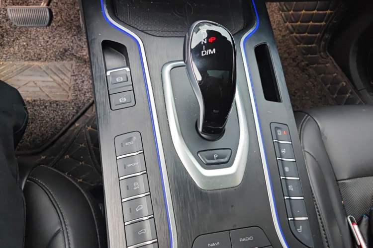 Used Wey VV7 2020 2.0T Flagship Edition Gear Lever