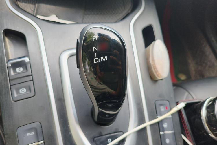 Used Wey VV7 2020 2.0T Flagship Edition Gear Lever