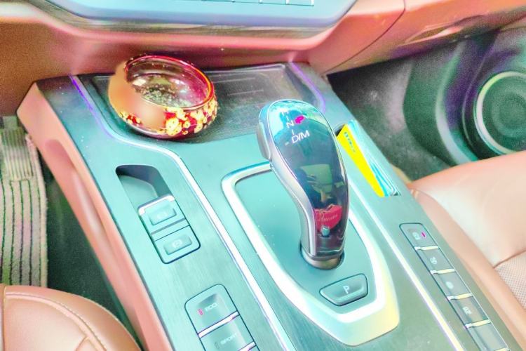 Used Wey VV7 2020 2.0T Flagship Edition Gear Lever