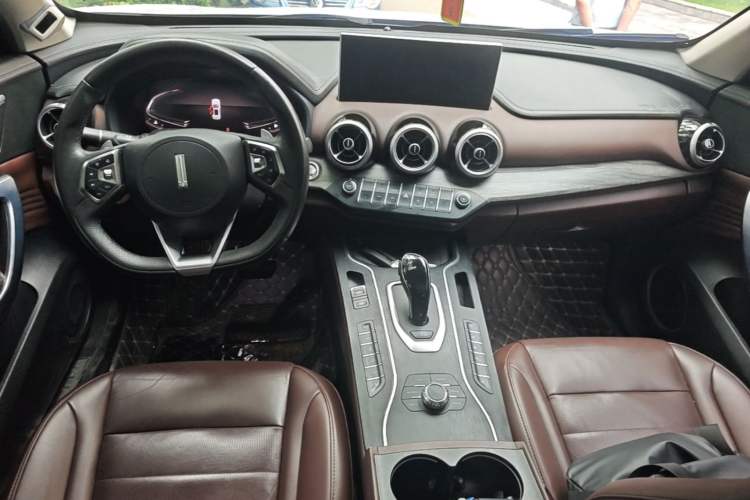 Used Wey VV7 2020 2.0T Flagship Edition Center Console