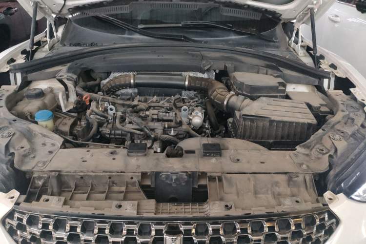 Used Wey VV7 2020 2.0T Flagship Edition Engine Bay