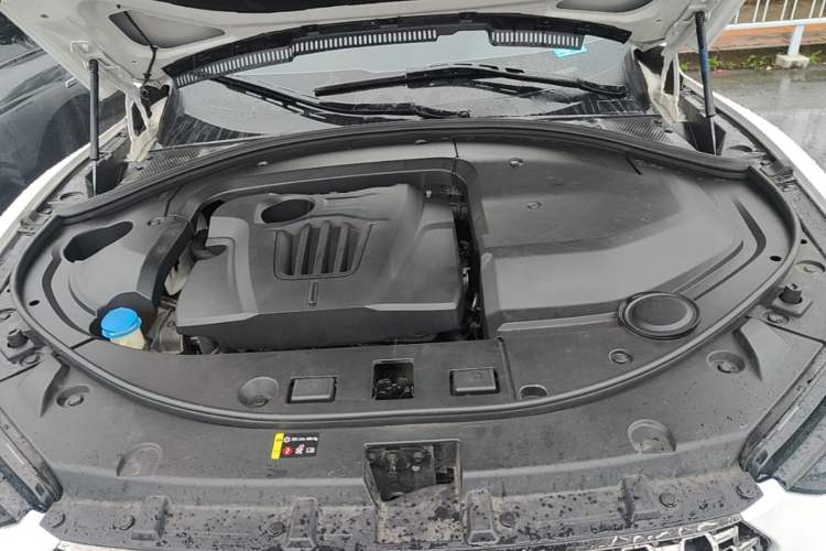Used Wey VV7 2020 2.0T Flagship Edition Engine Bay