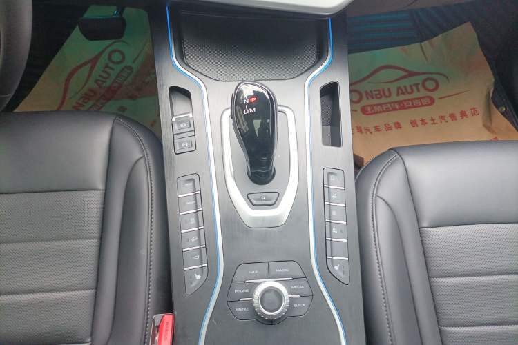 Used Wey VV7 2020 2.0T Ultra-Luxury Version Gear Lever