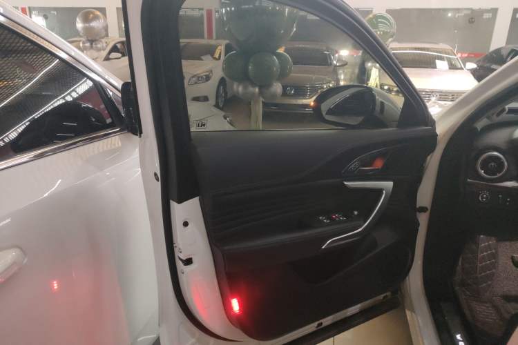 Used Wey VV7 2020 2.0T Flagship Edition Left Front Door Interior