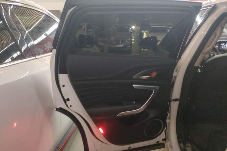 Used Wey VV7 2020 2.0T Flagship Edition Left Rear Door Interior