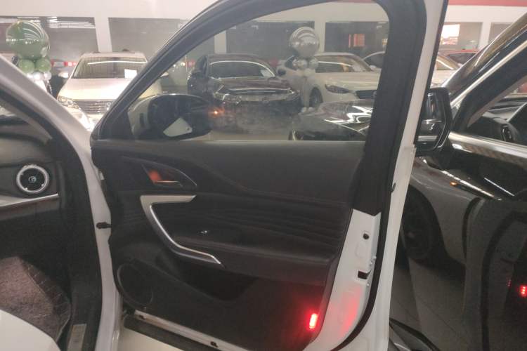 Used Wey VV7 2020 2.0T Flagship Edition Right Front Door Interior