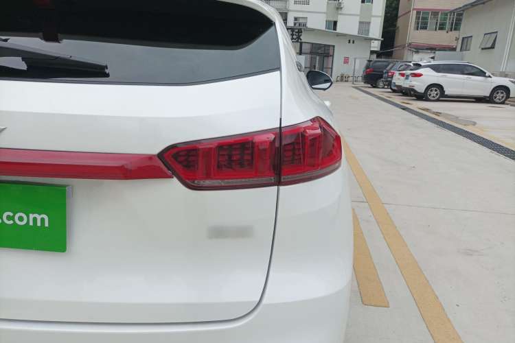 Used Wey VV7 2020 2.0T Ultra-Luxury Version Right Rear Taillight